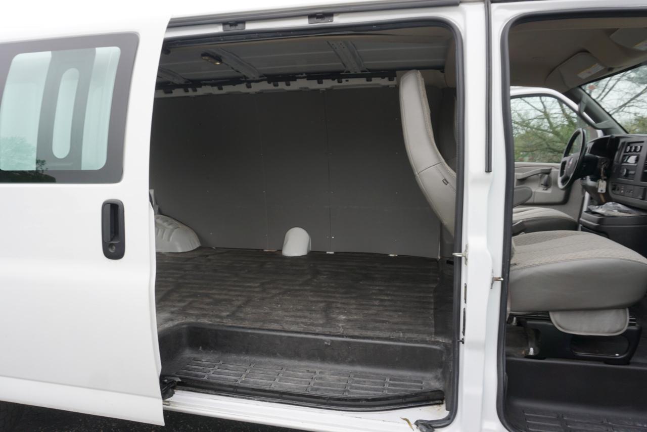 GMC Savana G2500 Extended Cargo 2023