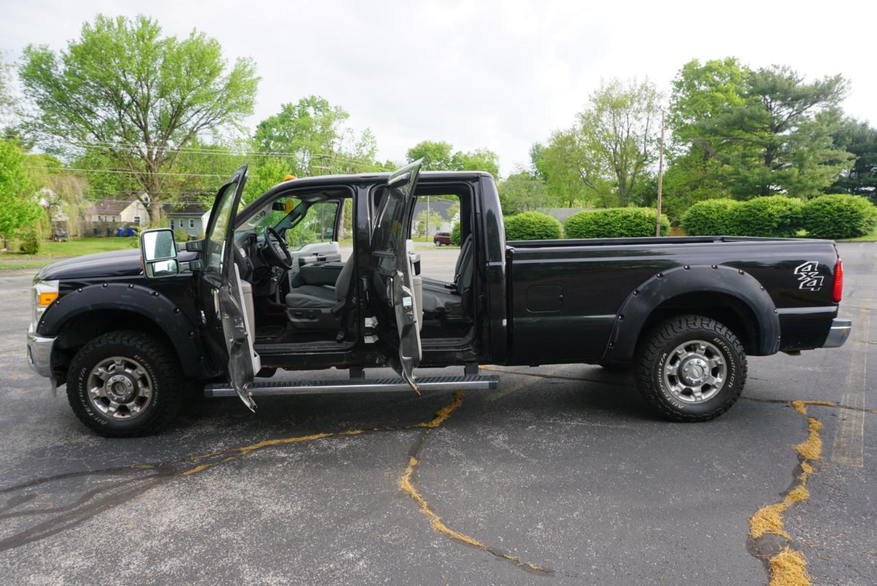 Ford F-250 SD XLT Crew Cab 4WD 2013