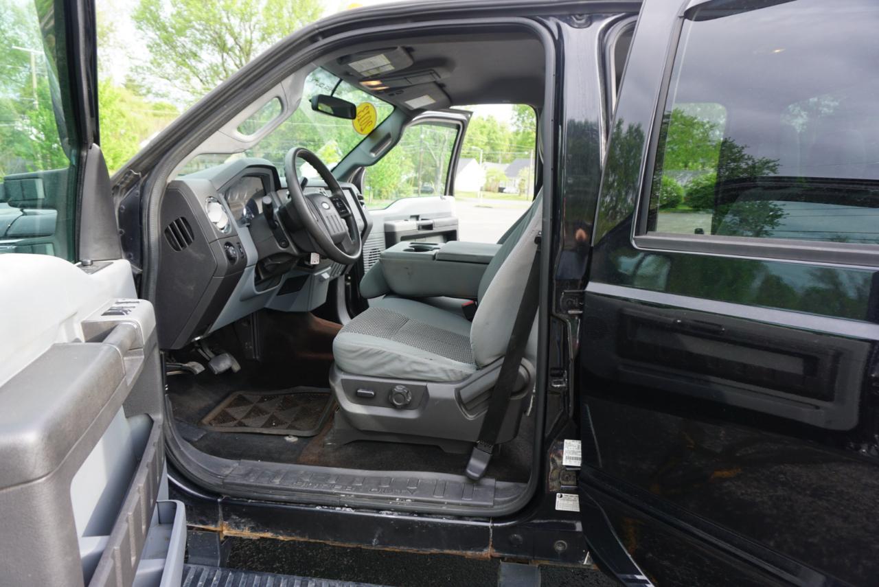 Ford F-250 SD XLT Crew Cab 4WD 2013