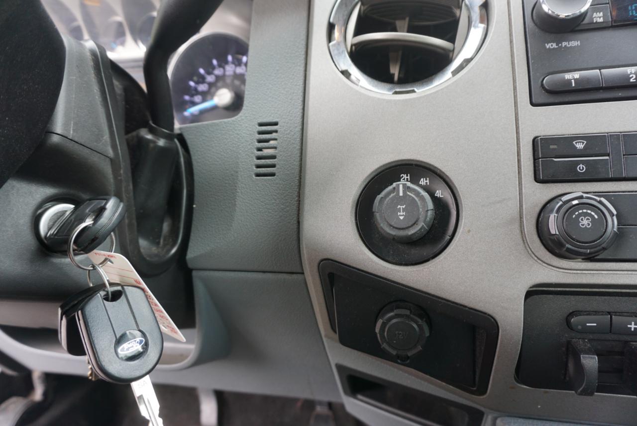 Ford F-250 SD XLT Crew Cab 4WD 2013