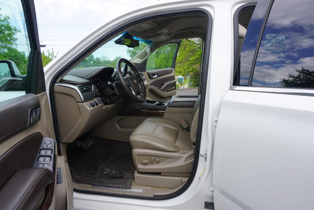Chevrolet Suburban LT 4WD 2016
