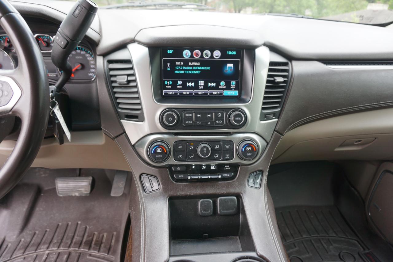 Chevrolet Suburban LT 4WD 2016