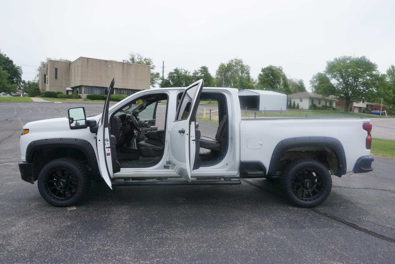Chevrolet Silverado 2500HD LT Crew Cab 4WD 2020