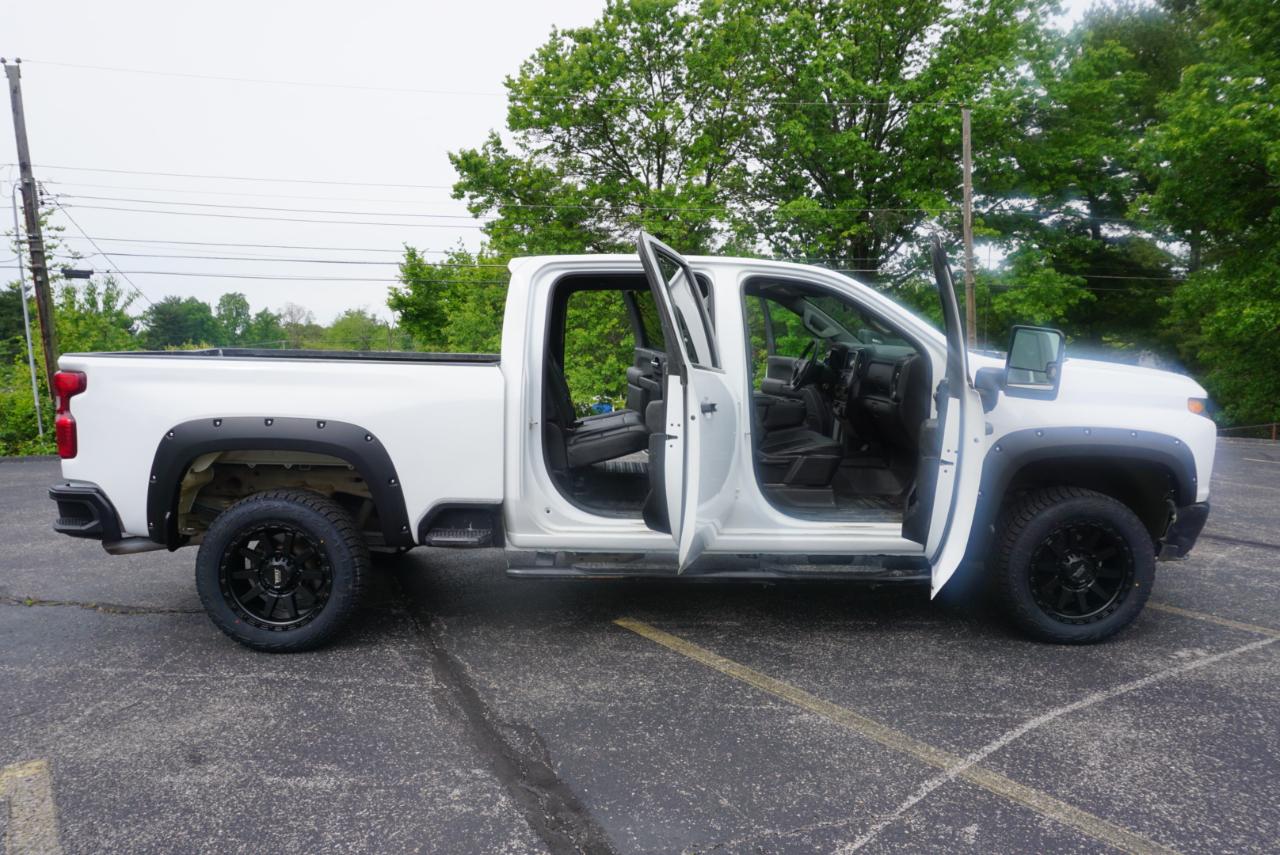 Chevrolet Silverado 2500HD LT Crew Cab 4WD 2020