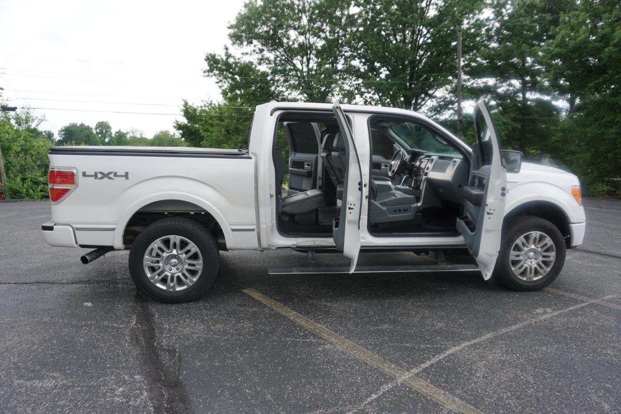 Ford F-150 Platinum SuperCrew 5.5-ft. Bed 4WD 2012