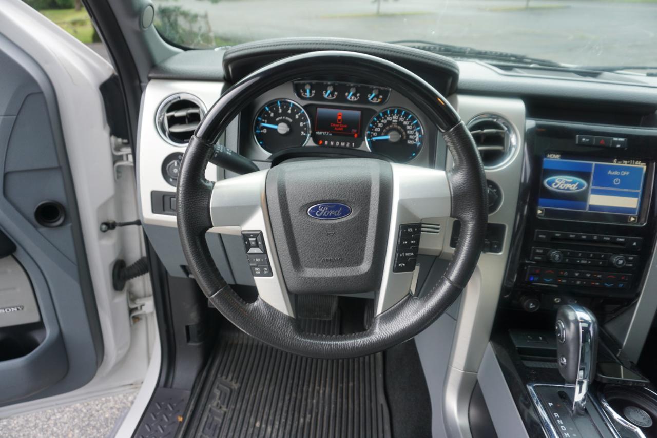 Ford F-150 Platinum SuperCrew 5.5-ft. Bed 4WD 2012