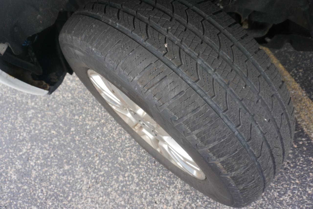 Ford F-150 Platinum SuperCrew 5.5-ft. Bed 4WD 2012