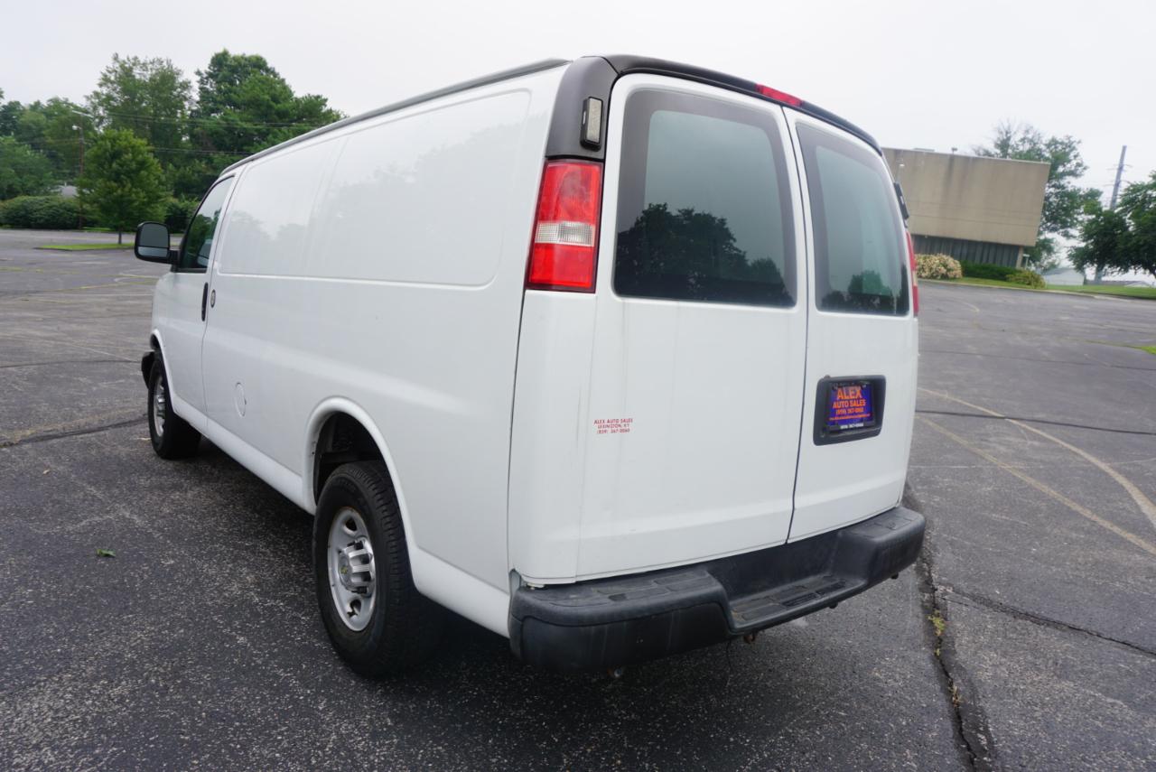 Chevrolet Express 2500 Cargo 2013