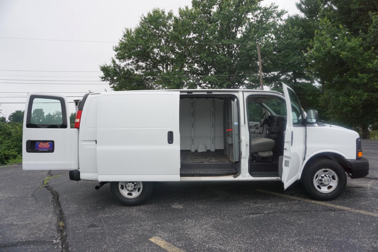 Chevrolet Express 2500 Cargo 2013