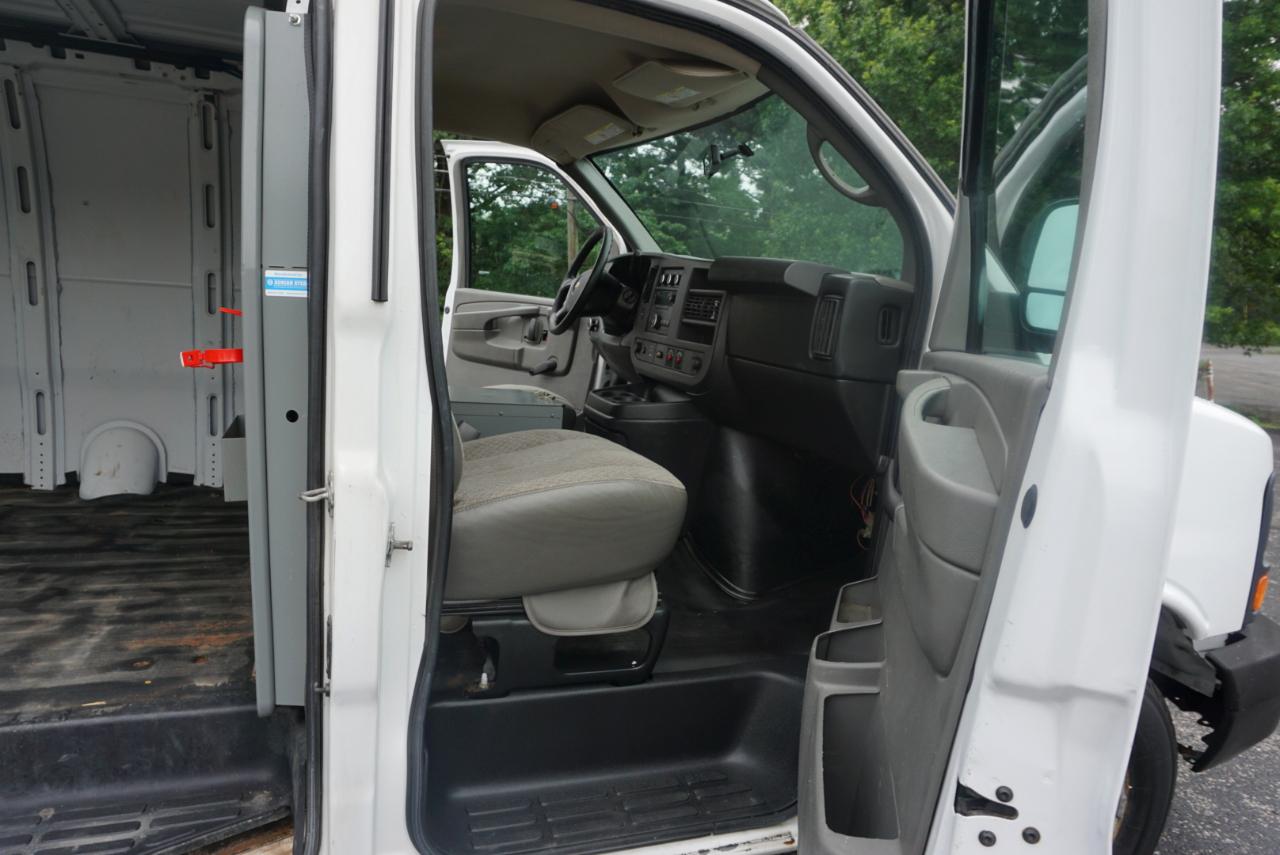 Chevrolet Express 2500 Cargo 2013