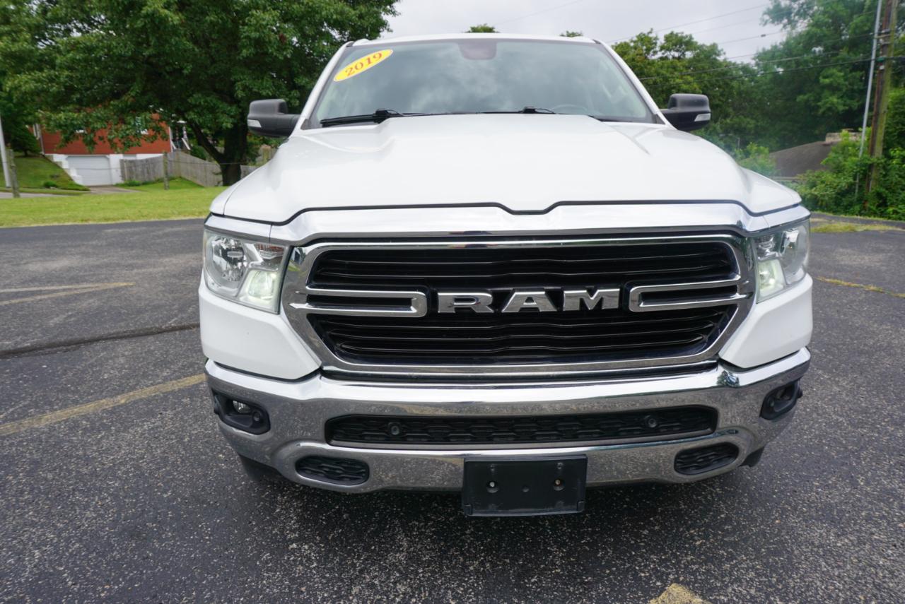 Dodge 1500 Big Horn Crew Cab SWB 4WD 2019