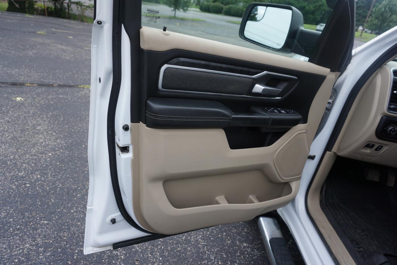 Dodge 1500 Big Horn Crew Cab SWB 4WD 2019