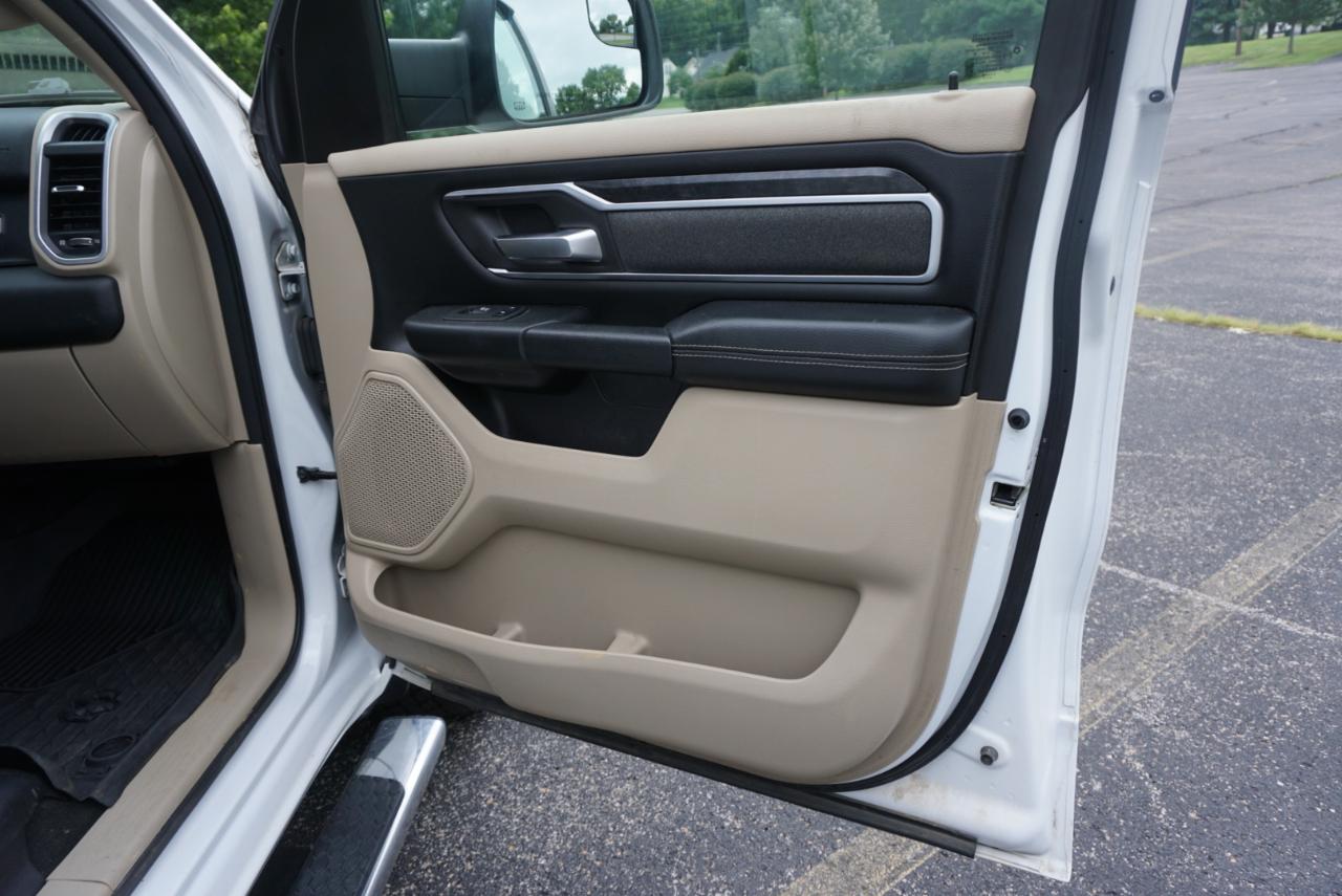 Dodge 1500 Big Horn Crew Cab SWB 4WD 2019