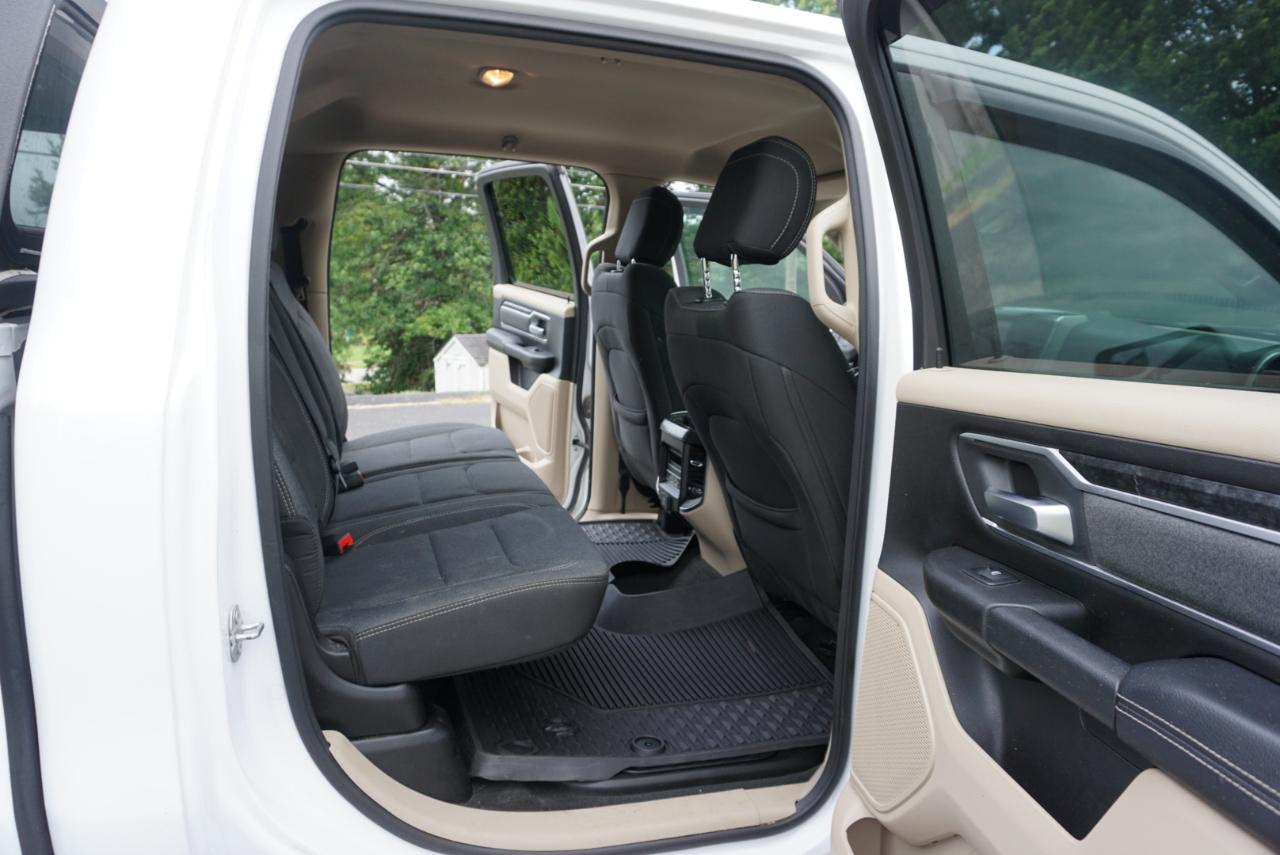 Dodge 1500 Big Horn Crew Cab SWB 4WD 2019