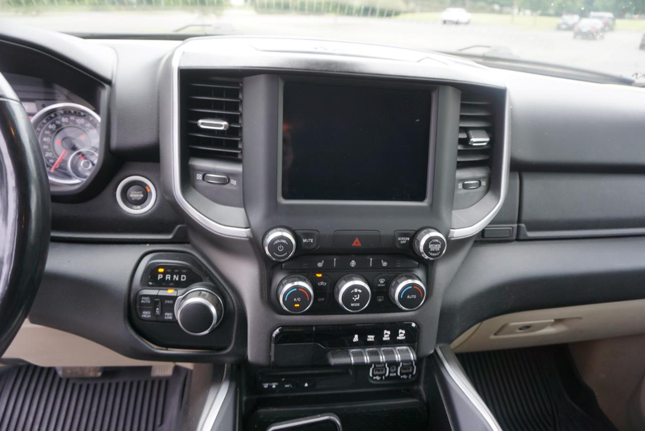 Dodge 1500 Big Horn Crew Cab SWB 4WD 2019