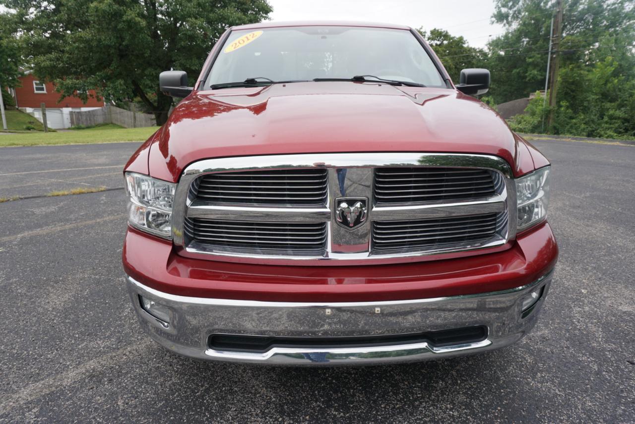 Dodge 1500 Big Horn Crew Cab 4WD 2012
