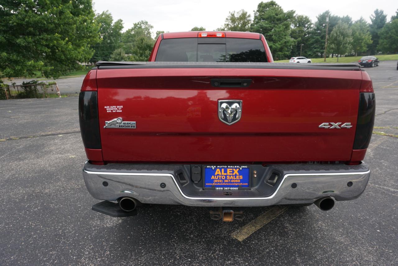 Dodge 1500 Big Horn Crew Cab 4WD 2012