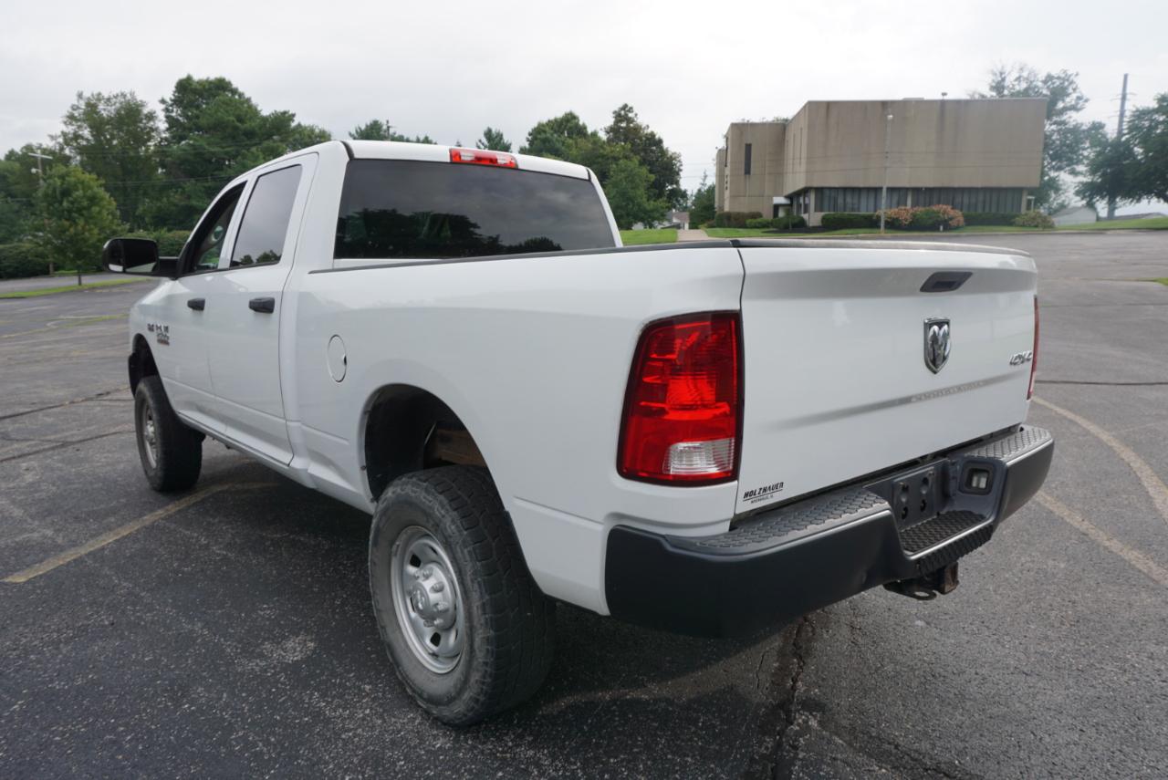 Dodge 2500 Tradesman Crew Cab SWB 4WD 2017