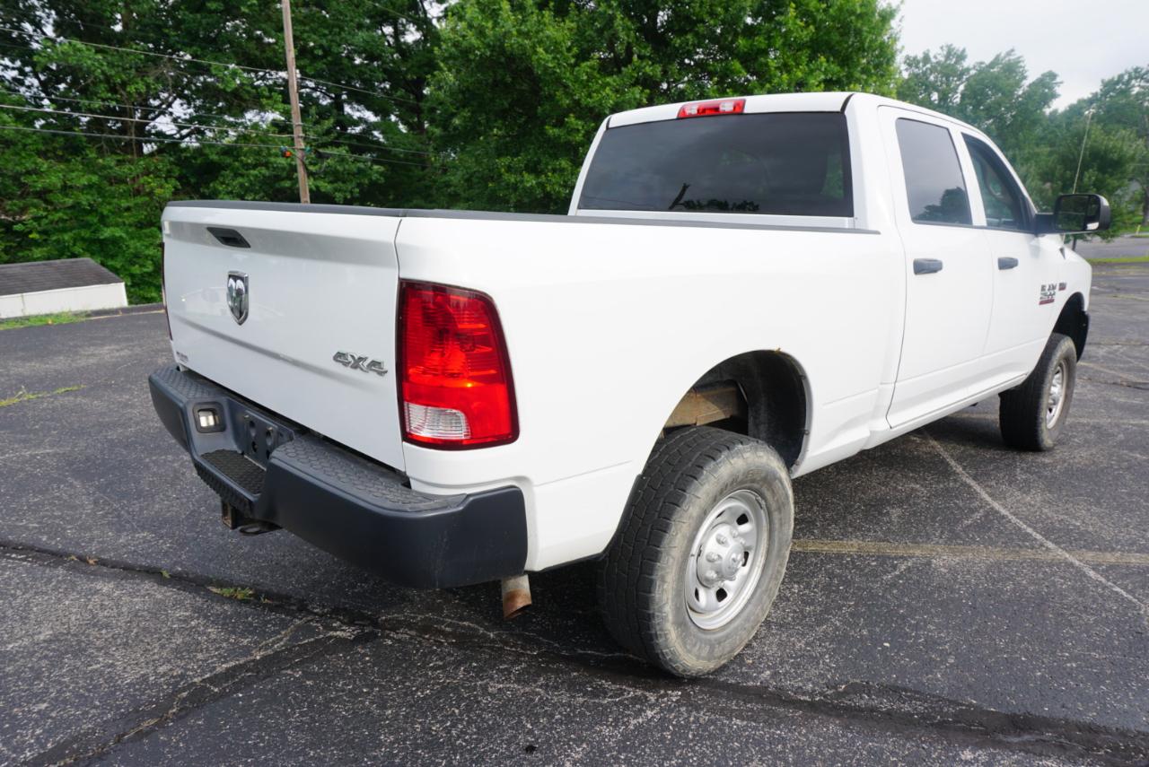 Dodge 2500 Tradesman Crew Cab SWB 4WD 2017