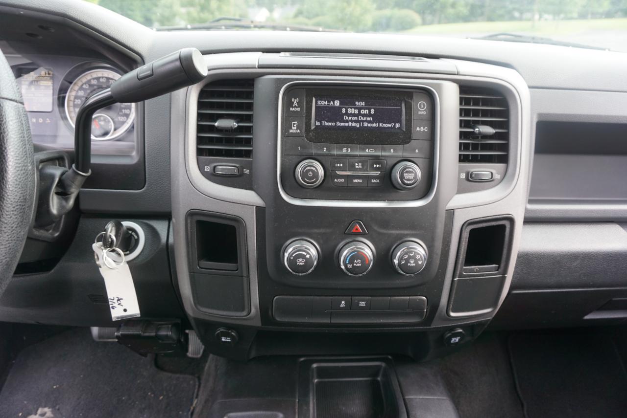 Dodge 2500 Tradesman Crew Cab SWB 4WD 2017