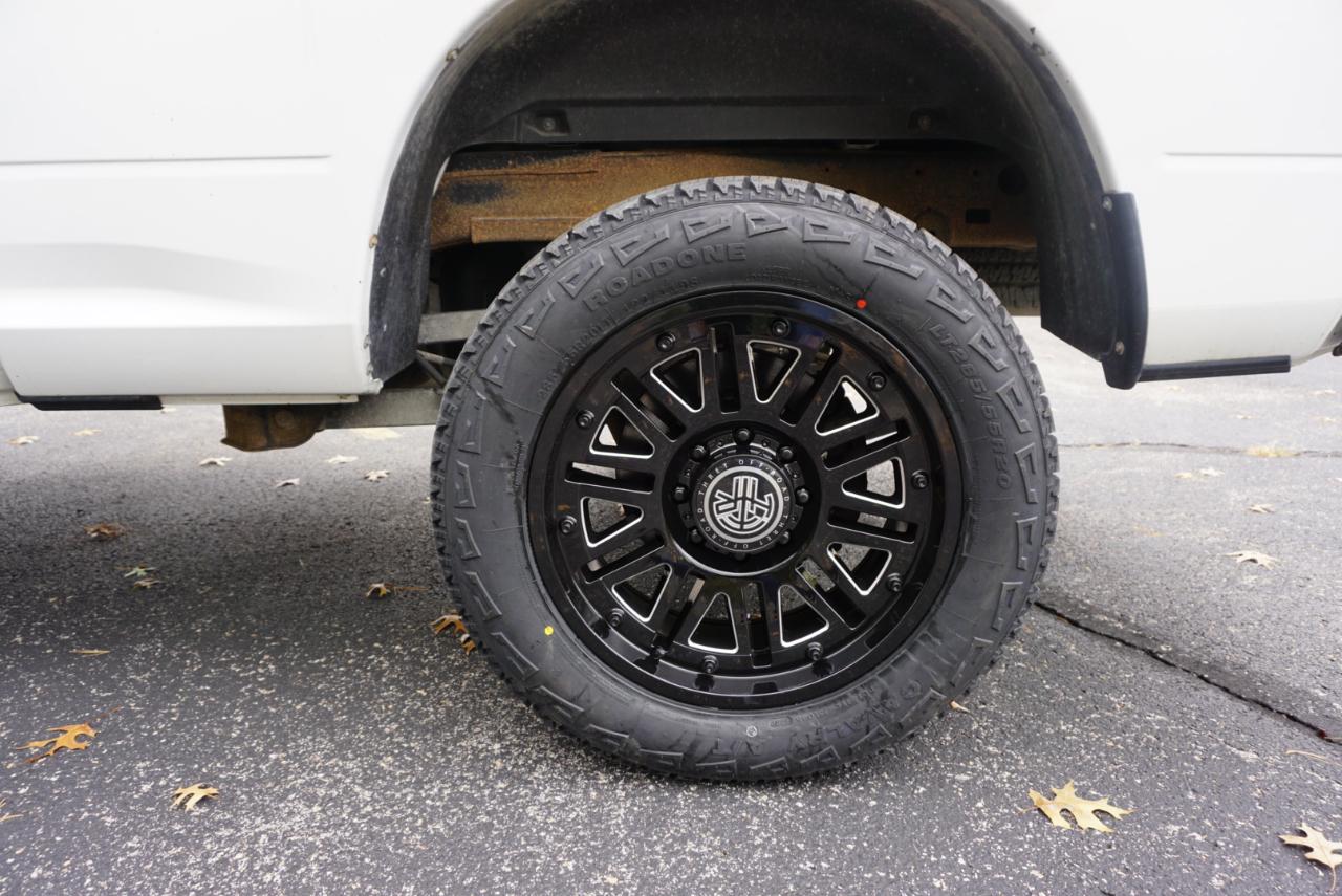 Dodge 2500 Tradesman Crew Cab SWB 4WD 2017
