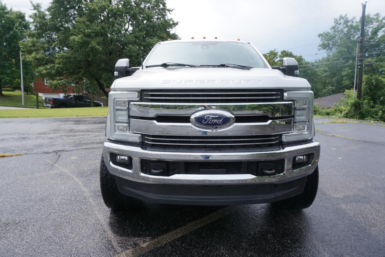 Ford F-250 SD Lariat Crew Cab 4WD 2017