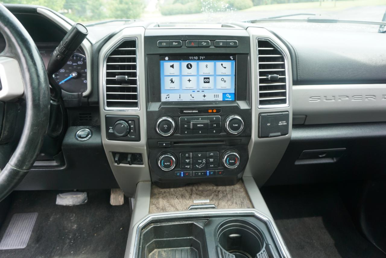 Ford F-250 SD Lariat Crew Cab 4WD 2017