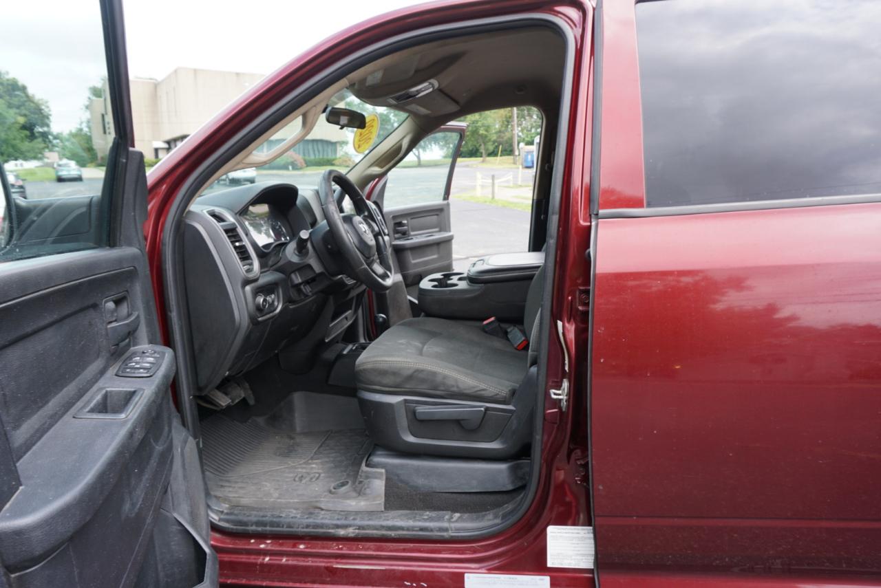 Dodge 3500 Tradesman Crew Cab 4WD DRW 2020