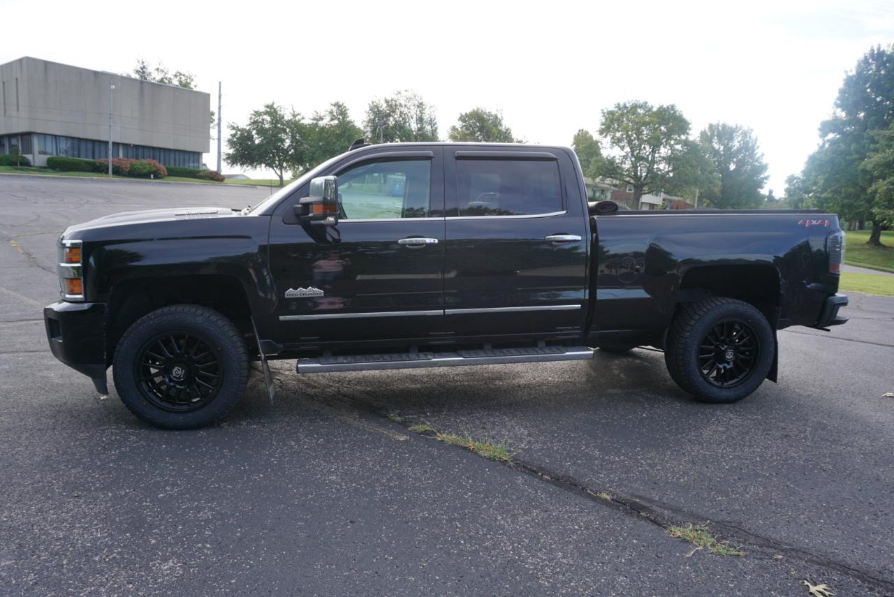 Chevrolet Silverado 2500HD High Country Crew Cab Short Box 4WD 2019