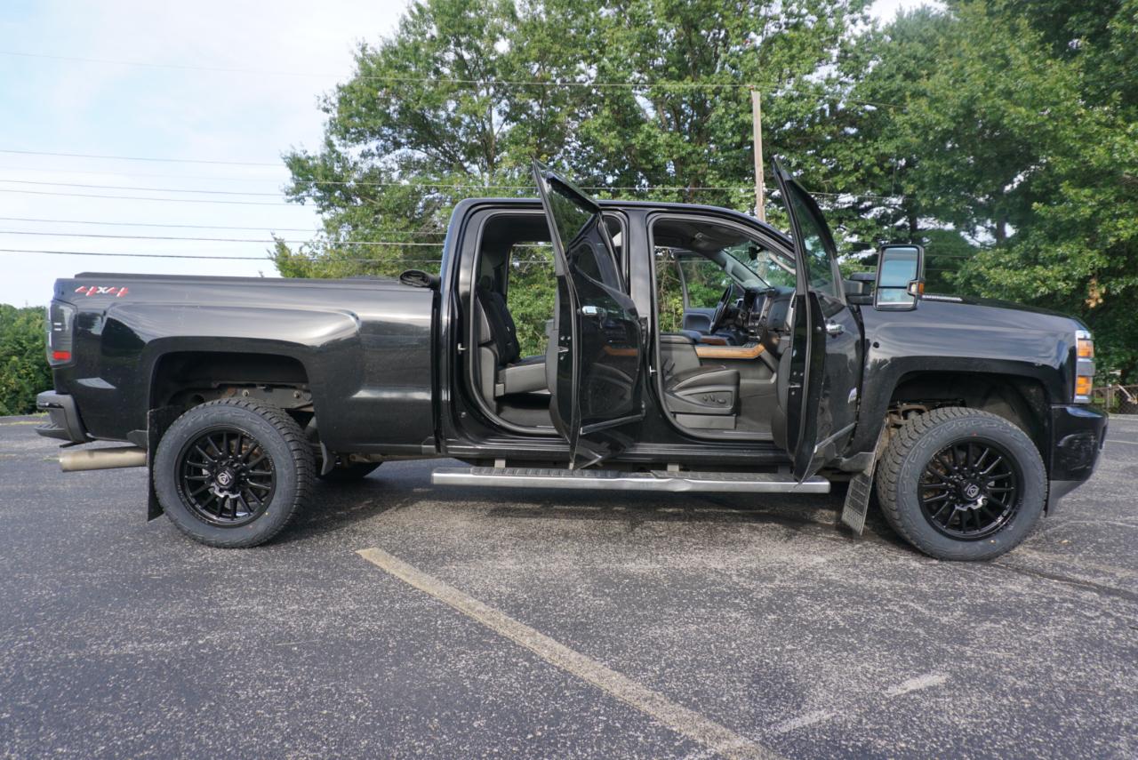 Chevrolet Silverado 2500HD High Country Crew Cab Short Box 4WD 2019