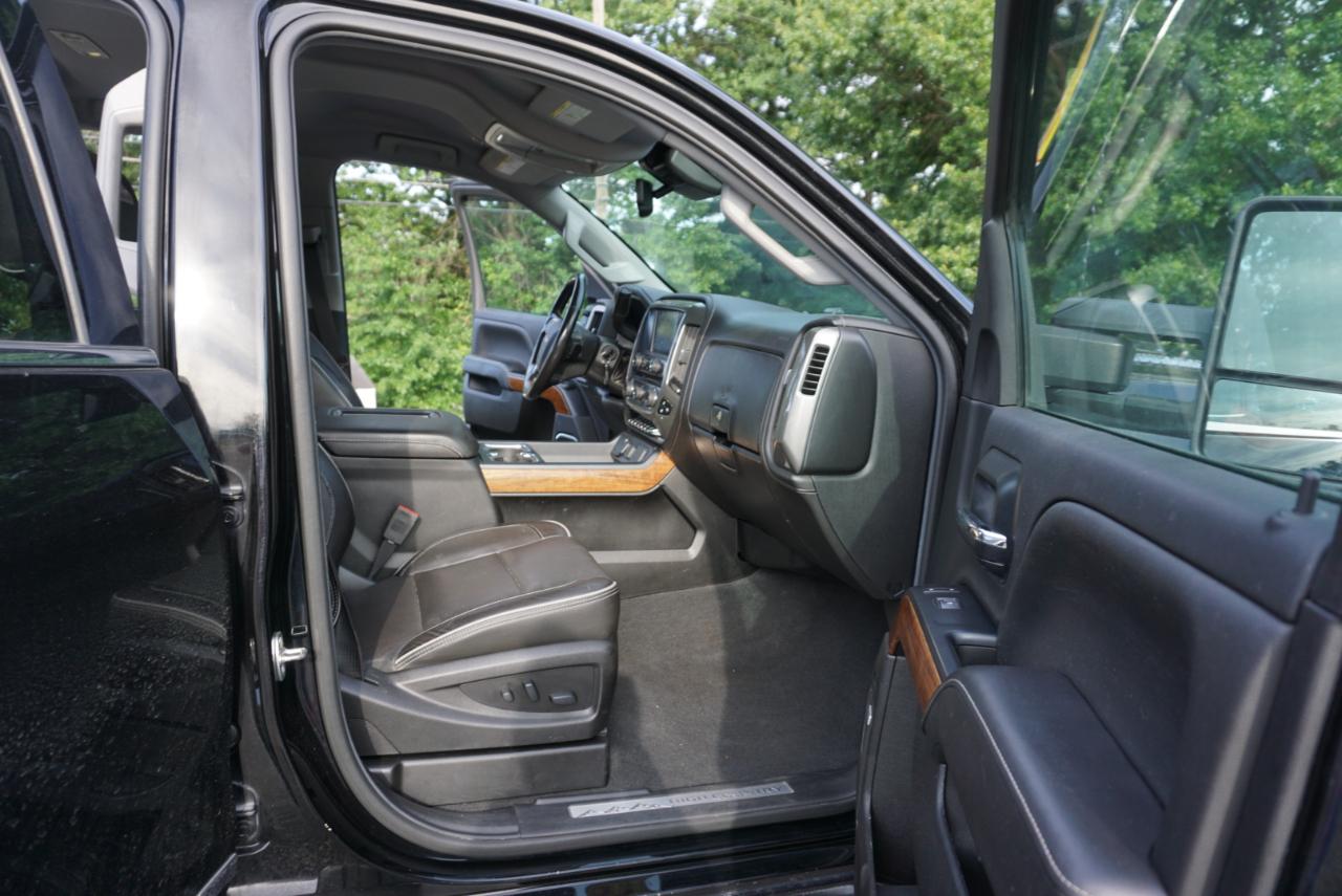 Chevrolet Silverado 2500HD High Country Crew Cab Short Box 4WD 2019