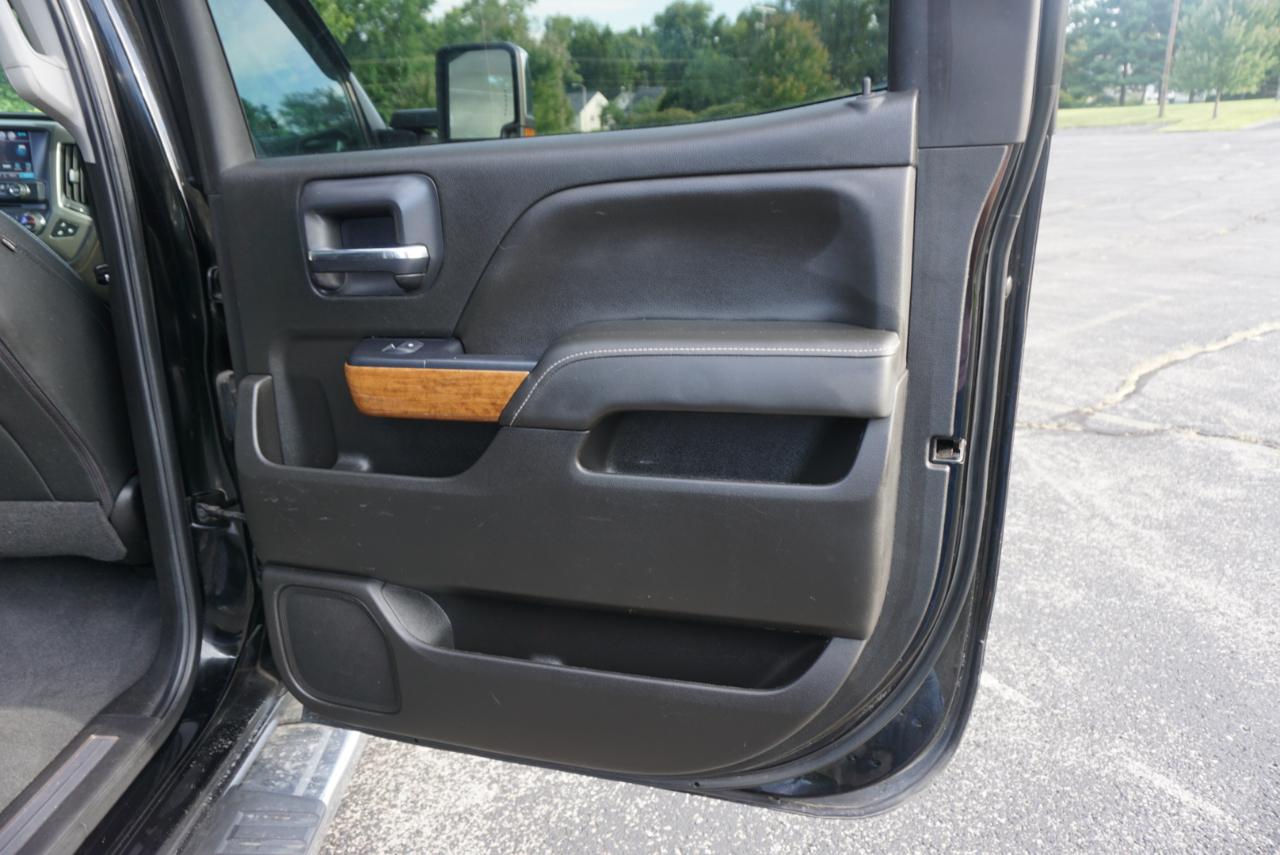 Chevrolet Silverado 2500HD High Country Crew Cab Short Box 4WD 2019