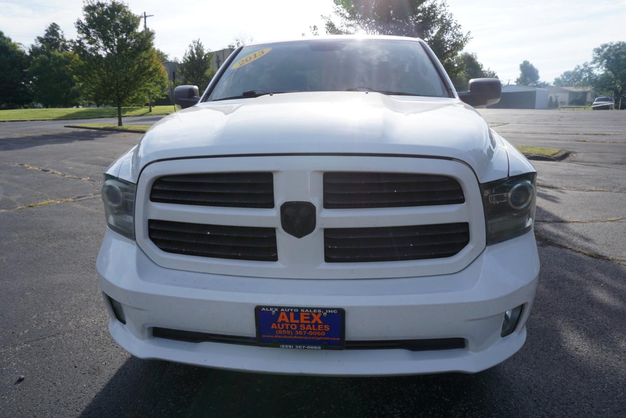 Dodge 1500 Sport Crew Cab SWB 4WD 2013