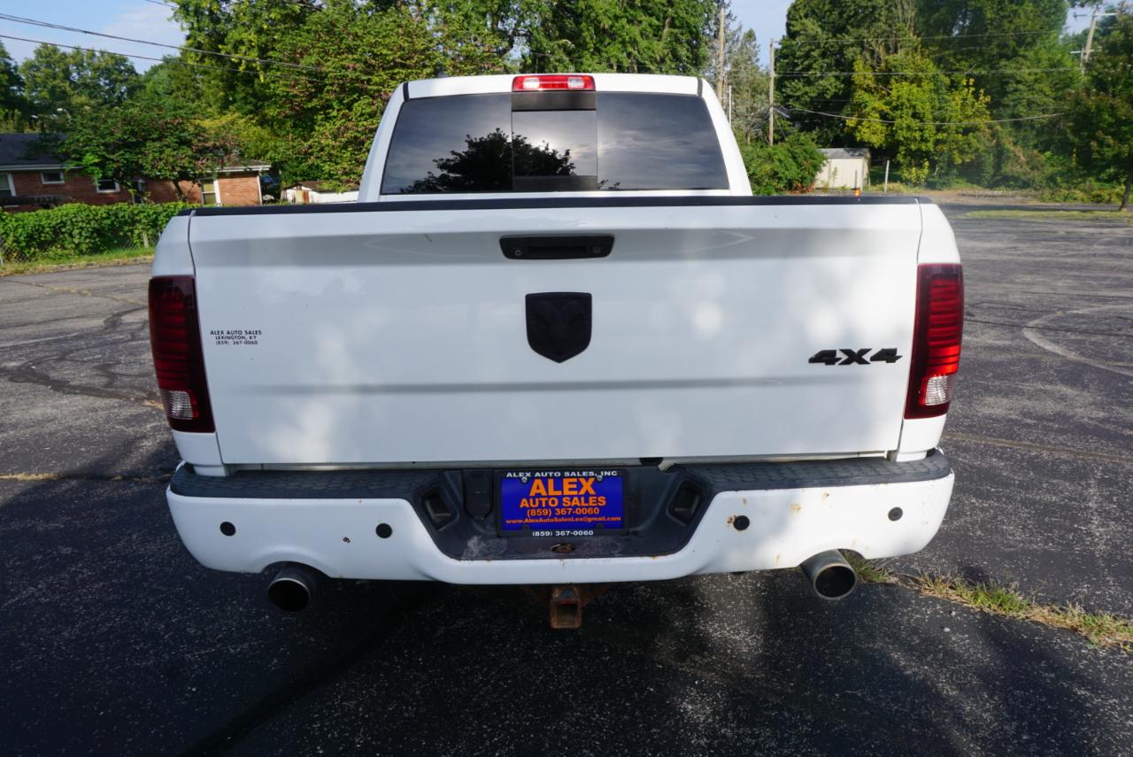 Dodge 1500 Sport Crew Cab SWB 4WD 2013