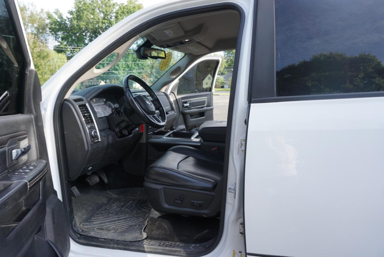 Dodge 1500 Sport Crew Cab SWB 4WD 2013