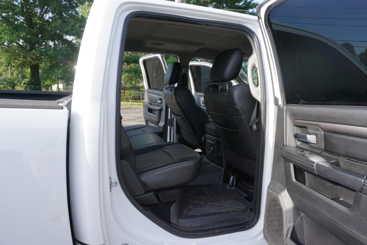 Dodge 1500 Sport Crew Cab SWB 4WD 2013
