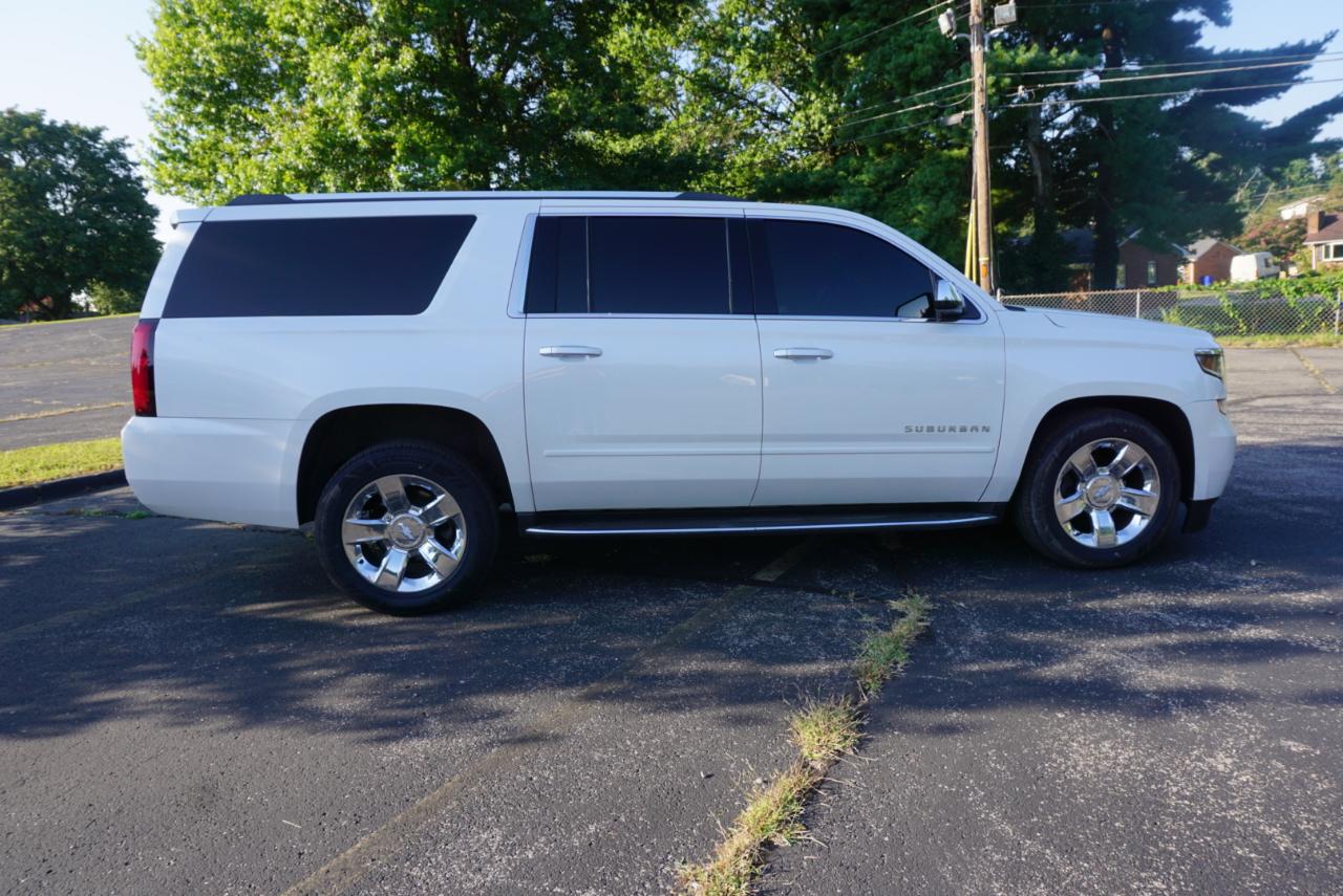 Chevrolet Suburban Premier 4WD 2017