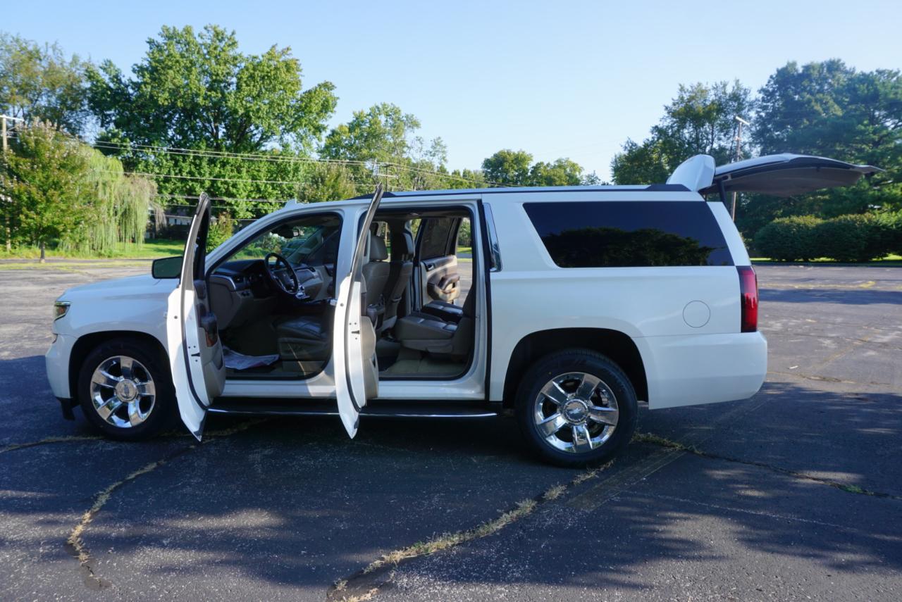 Chevrolet Suburban Premier 4WD 2017