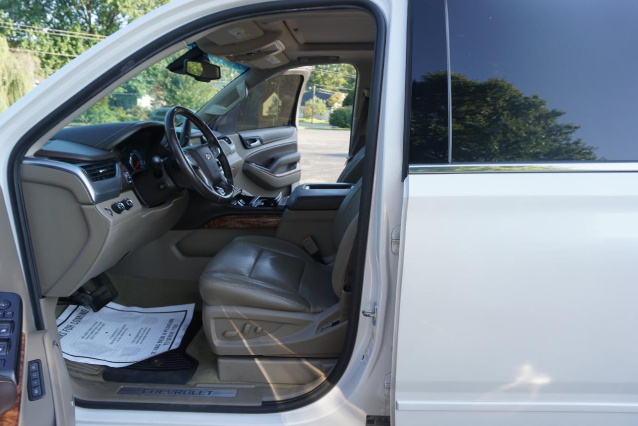 Chevrolet Suburban Premier 4WD 2017