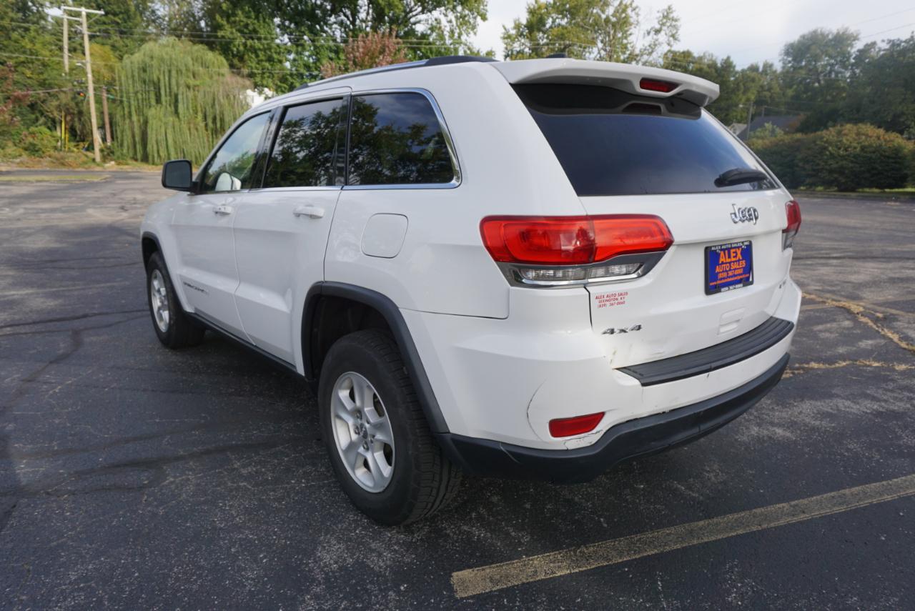 Jeep Grand Cherokee Laredo 4WD 2015