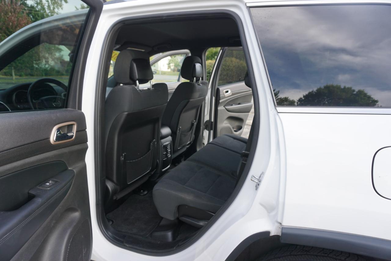 Jeep Grand Cherokee Laredo 4WD 2015