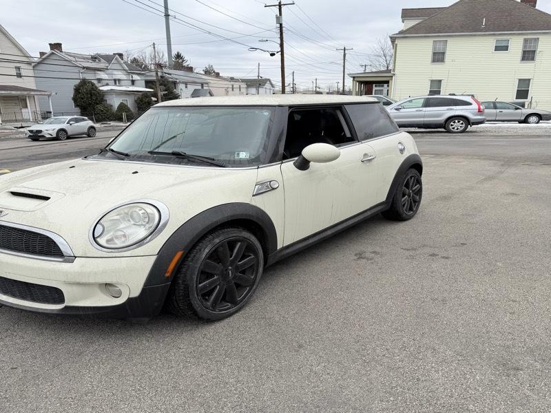 MINI Cooper S 2D Hatchback 2010