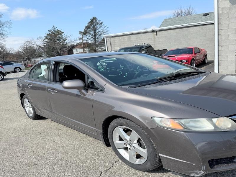 Honda Civic Sedan 4dr Auto LX 2011