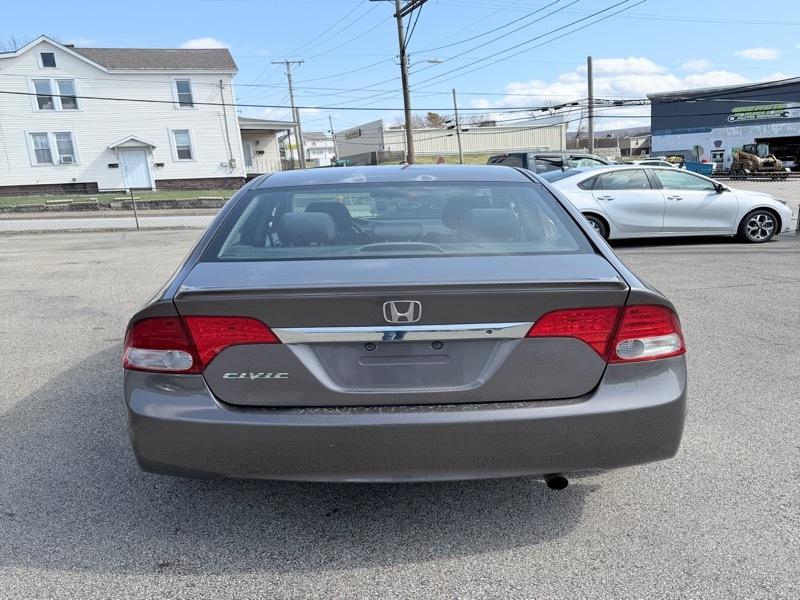 Honda Civic Sedan 4dr Auto LX 2011