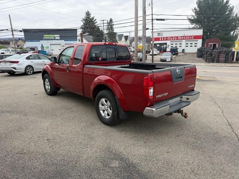 Nissan Frontier 4WD SVE Crew Cab V6 Auto SC LB 2012