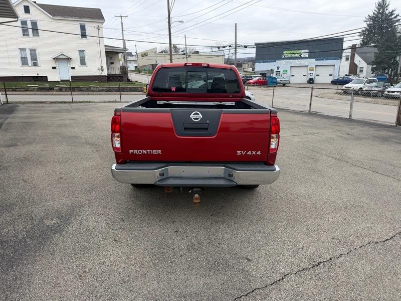 Nissan Frontier 4WD SVE Crew Cab V6 Auto SC LB 2012