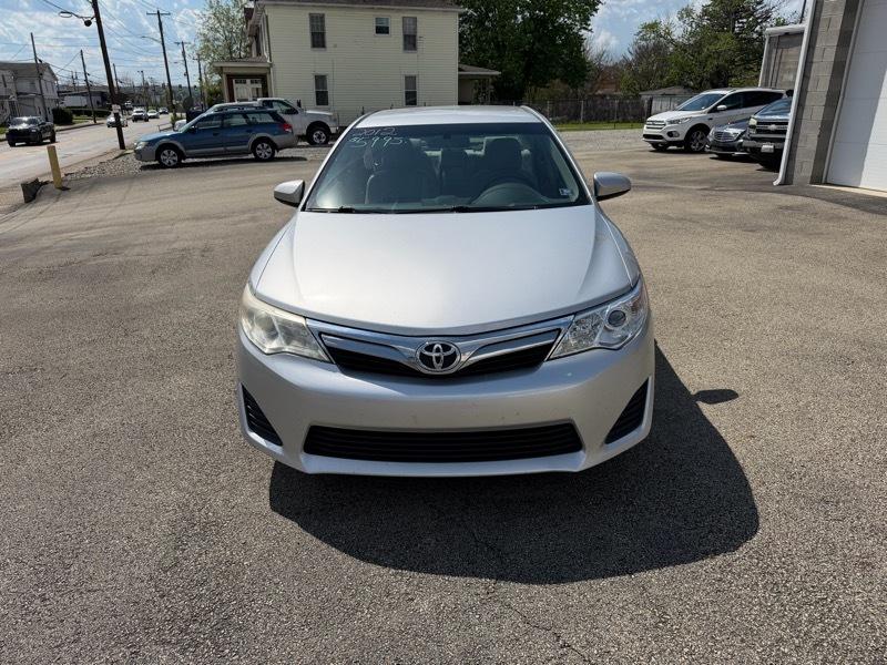 Toyota Camry LE  2012