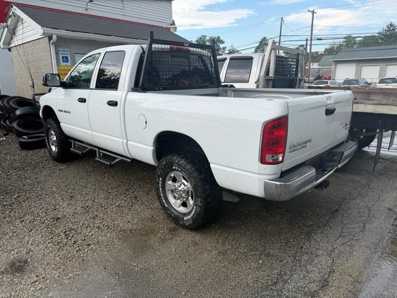 Dodge Ram 2500 4dr Quad Cab 140.5 4WD SLT 2004