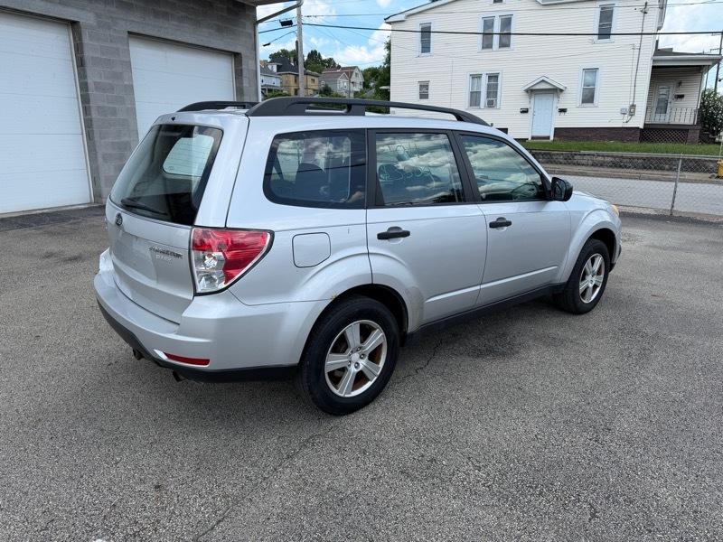 Subaru Forester 2.0 XT Premium 4D SUV 2011