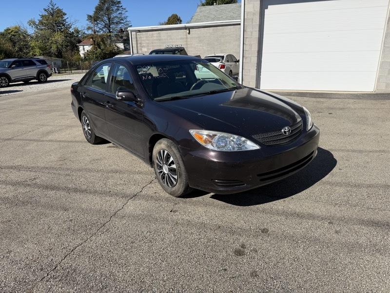Toyota Camry LE  2004